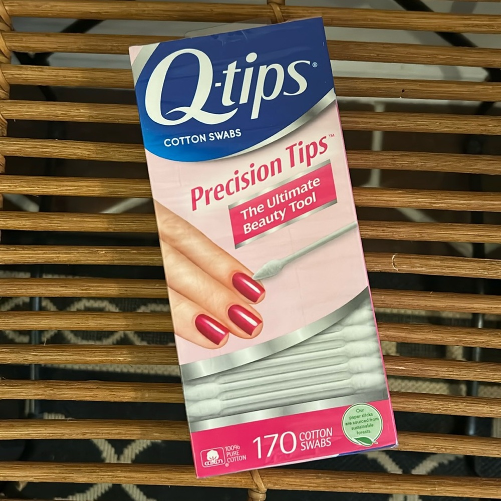 NIB Q-tips Precision Tips Cotton Swabs (1 box) - Picture 4 of 5